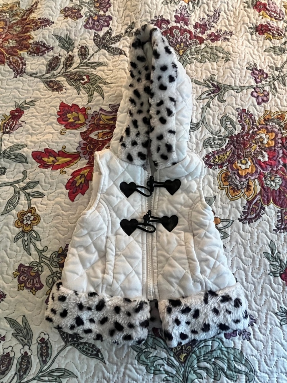 Baby Girls Little Lass Puffer Vest White with Black Hearts 12M Winter Hooded